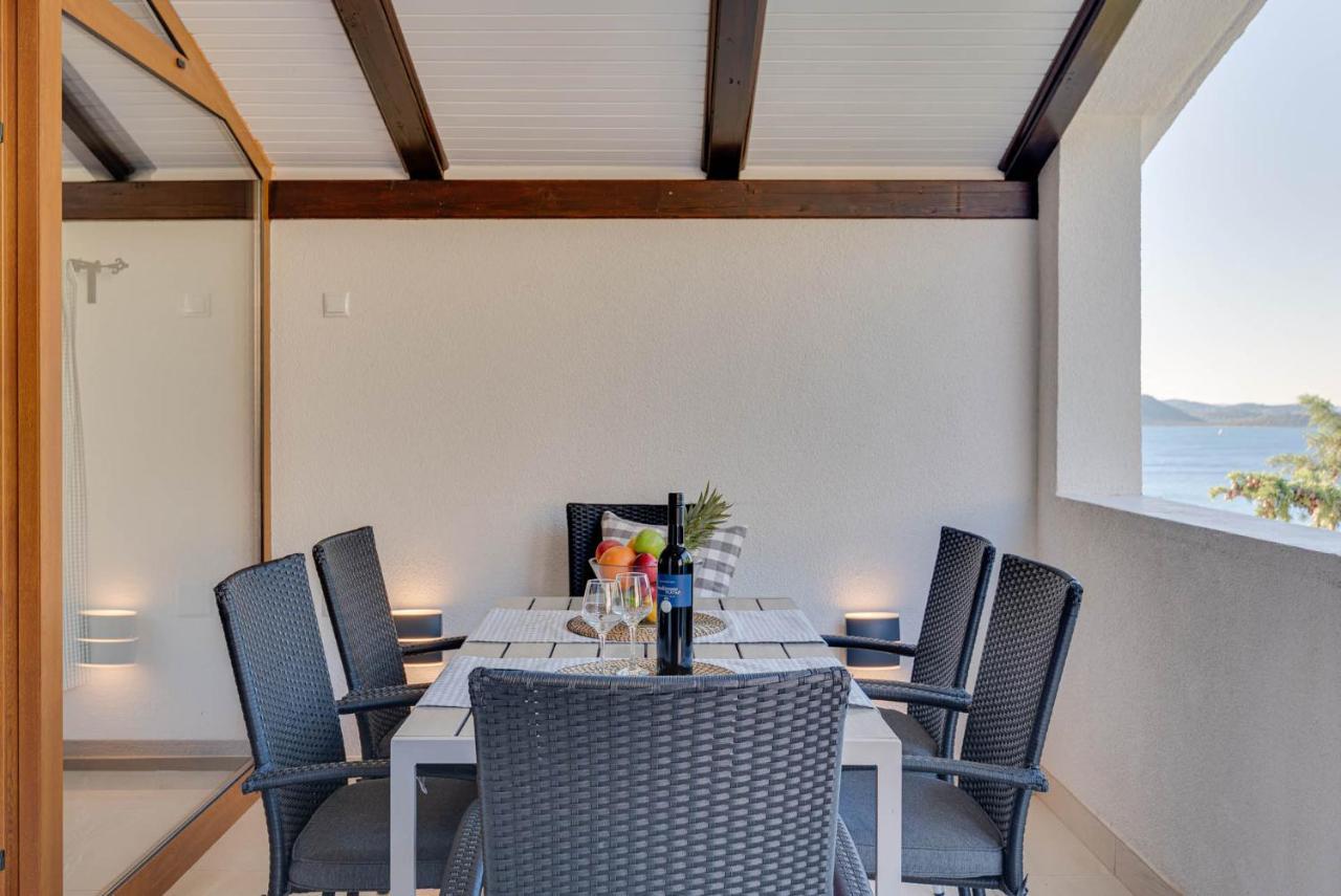 Apartments Fijan Драге Екстериор снимка