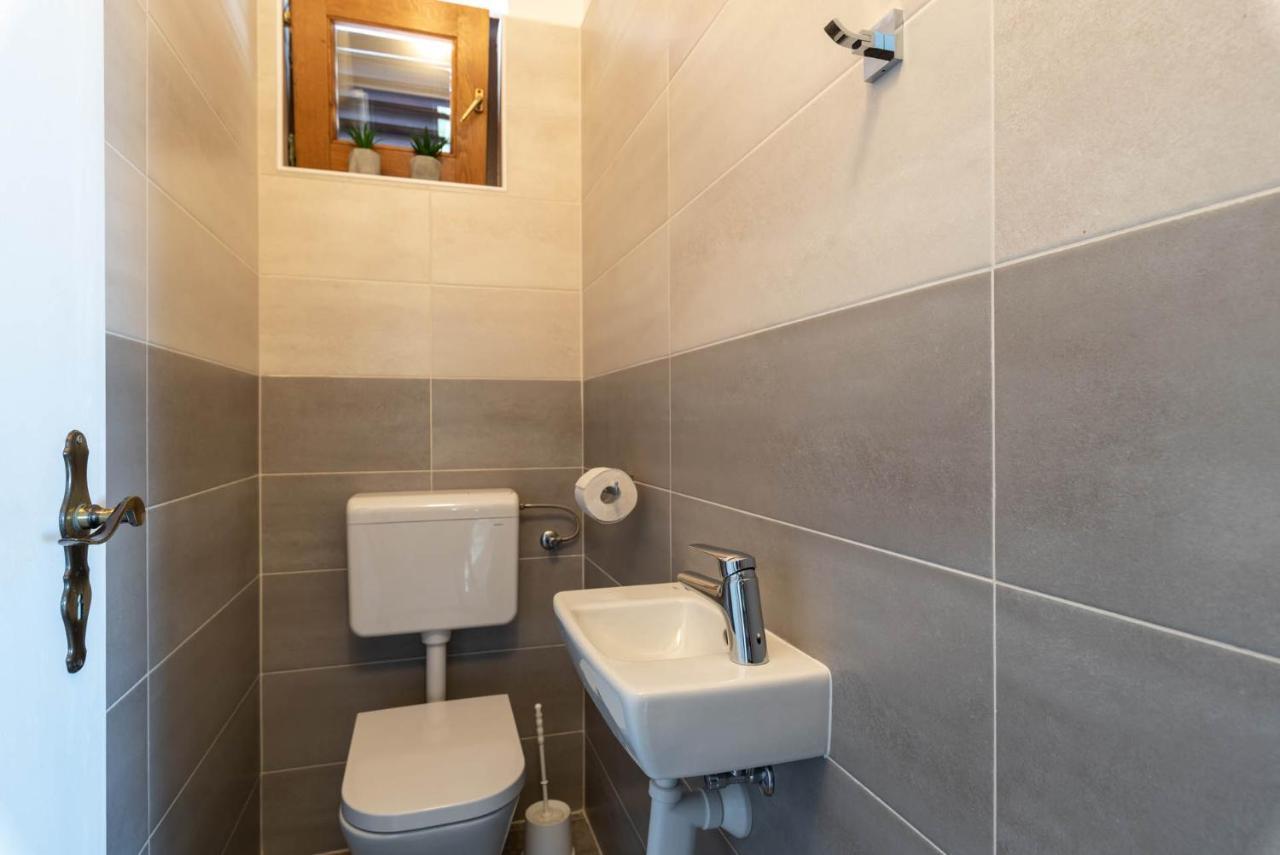Apartments Fijan Драге Екстериор снимка