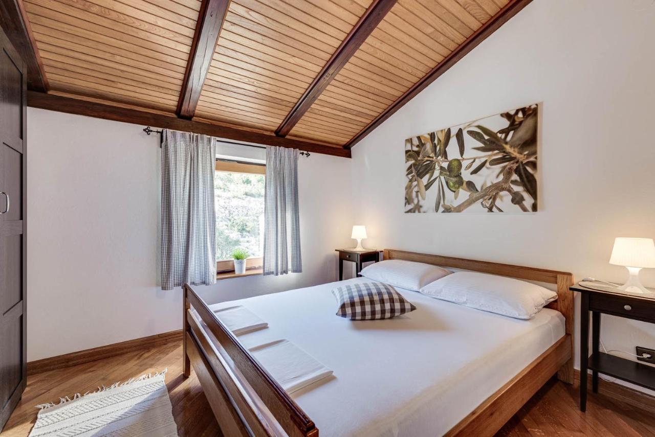Apartments Fijan Драге Екстериор снимка