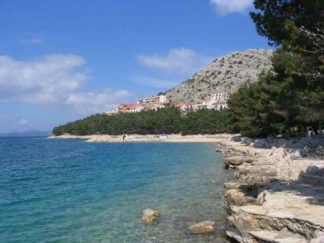 Apartments Fijan Драге Екстериор снимка